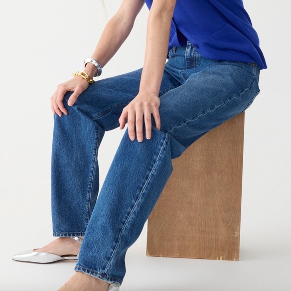 NWT J.Crew Mid-Rise Slouchy Straight Jeans Sz 33 in Turney Wash. MSRP is $148. - Picture 2 of 10